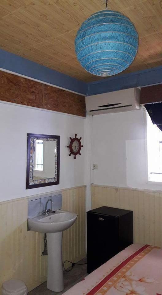 Auberge Bouloulou Boueni Esterno foto